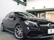 AMG Aクラス A45 4MATIC ﾚｰﾀﾞｰSP　後期 黒革 ﾊﾟﾉﾗﾏSR 純正ﾅﾋﾞ TV Bｶﾒﾗ Carplay LEDﾊﾟﾌｫｰﾏﾝｽﾍｯﾄﾞﾗｲﾄ AMGｻｽﾍﾟﾝｼｮﾝ AMGﾊﾟﾌｫｰﾏﾝｽｴｸﾞｿﾞｰｽﾄ AMG強化ﾌﾞﾚｰｷ AMGｴｱﾛ&18ｲﾝﾁAW　2年保証付