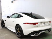ジャガー Fタイプ Rｸｰﾍﾟ AWD ｴｸｽﾃﾘｱｽﾎﾟｰﾂﾃﾞｻﾞｲﾝﾊﾟｯｸ&ﾌﾞﾗｯｸﾊﾟｯｸ　赤/黒革 ｶﾞﾗｽﾙｰﾌ 純正ﾅﾋﾞ MERIDIANｻﾗｳﾝﾄﾞ F/Bｶﾒﾗ ｶｰﾎﾞﾝｲﾝﾃｱﾘﾄﾘﾑ ｴｸﾞｿﾞｰｽﾄｼｽﾃﾑ ｶｰﾎﾞﾝｾﾗﾐｯｸﾌﾞﾚｰｷ  ｲｴﾛｰｷｬﾘﾊﾟｰ 純正20ｲﾝﾁｽﾄｰﾝAW　2年保証付