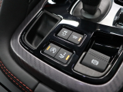 ジャガー Fタイプ Rｸｰﾍﾟ AWD ｴｸｽﾃﾘｱｽﾎﾟｰﾂﾃﾞｻﾞｲﾝﾊﾟｯｸ&ﾌﾞﾗｯｸﾊﾟｯｸ　赤/黒革 ｶﾞﾗｽﾙｰﾌ 純正ﾅﾋﾞ MERIDIANｻﾗｳﾝﾄﾞ F/Bｶﾒﾗ ｶｰﾎﾞﾝｲﾝﾃｱﾘﾄﾘﾑ ｴｸﾞｿﾞｰｽﾄｼｽﾃﾑ ｶｰﾎﾞﾝｾﾗﾐｯｸﾌﾞﾚｰｷ  ｲｴﾛｰｷｬﾘﾊﾟｰ 純正20ｲﾝﾁｽﾄｰﾝAW　2年保証付