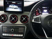 AMG CLAクラス CLA45 4MATIC ﾚｰﾀﾞｰSP　黒革 ｼｰﾄﾋｰﾀｰ 純正HDDﾅﾋﾞTV Bluetooth Carplay Bｶﾒﾗ LEDﾊｲﾊﾟﾌｫｰﾏﾝｽﾍｯﾄﾞﾗｲﾄ AMGｻｽﾍﾟﾝｼｮﾝ AMG強化ﾌﾞﾚｰｷ AMGｽﾎﾟｰﾂｽﾃｱﾘﾝｸﾞ  AMGｴｱﾛ&19ｲﾝﾁAW　2年保証付