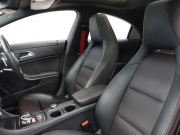 AMG CLAクラス CLA45 4MATIC ﾚｰﾀﾞｰSP　黒革 ｼｰﾄﾋｰﾀｰ 純正HDDﾅﾋﾞTV Bluetooth Carplay Bｶﾒﾗ LEDﾊｲﾊﾟﾌｫｰﾏﾝｽﾍｯﾄﾞﾗｲﾄ AMGｻｽﾍﾟﾝｼｮﾝ AMG強化ﾌﾞﾚｰｷ AMGｽﾎﾟｰﾂｽﾃｱﾘﾝｸﾞ  AMGｴｱﾛ&19ｲﾝﾁAW　2年保証付