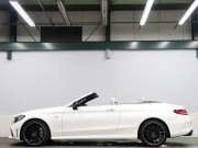 AMG Cクラス C43 4MATIC ｶﾌﾞﾘｵﾚ AMGｱﾄﾞﾊﾞﾝｽﾄﾞ&ﾚｰﾀﾞｰSP　白革 ｴｱｽｶｰﾌ 青幌 純正ﾅﾋﾞTV ﾌﾞﾙﾒｽﾀｰS ﾍｯﾄﾞｱｯﾌﾟD ACC Bluetoothｵｰﾃﾞｨｵ AMGｽﾃｱﾘﾝｸﾞ AMGｴｸﾞｿﾞｰｽﾄｼｽﾃﾑ AMGｴｱﾛ&19ｲﾝﾁAW　2年保証