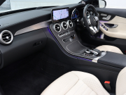 AMG Cクラス C43 4MATIC ｶﾌﾞﾘｵﾚ AMGｱﾄﾞﾊﾞﾝｽﾄﾞ&ﾚｰﾀﾞｰSP　白革 ｴｱｽｶｰﾌ 青幌 純正ﾅﾋﾞTV ﾌﾞﾙﾒｽﾀｰS ﾍｯﾄﾞｱｯﾌﾟD ACC Bluetoothｵｰﾃﾞｨｵ AMGｽﾃｱﾘﾝｸﾞ AMGｴｸﾞｿﾞｰｽﾄｼｽﾃﾑ AMGｴｱﾛ&19ｲﾝﾁAW　2年保証