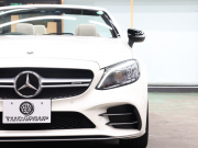 AMG Cクラス C43 4MATIC ｶﾌﾞﾘｵﾚ AMGｱﾄﾞﾊﾞﾝｽﾄﾞ&ﾚｰﾀﾞｰSP　白革 ｴｱｽｶｰﾌ 青幌 純正ﾅﾋﾞTV ﾌﾞﾙﾒｽﾀｰS ﾍｯﾄﾞｱｯﾌﾟD ACC Bluetoothｵｰﾃﾞｨｵ AMGｽﾃｱﾘﾝｸﾞ AMGｴｸﾞｿﾞｰｽﾄｼｽﾃﾑ AMGｴｱﾛ&19ｲﾝﾁAW　2年保証