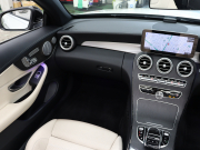 AMG Cクラス C43 4MATIC ｶﾌﾞﾘｵﾚ AMGｱﾄﾞﾊﾞﾝｽﾄﾞ&ﾚｰﾀﾞｰSP　白革 ｴｱｽｶｰﾌ 青幌 純正ﾅﾋﾞTV ﾌﾞﾙﾒｽﾀｰS ﾍｯﾄﾞｱｯﾌﾟD ACC Bluetoothｵｰﾃﾞｨｵ AMGｽﾃｱﾘﾝｸﾞ AMGｴｸﾞｿﾞｰｽﾄｼｽﾃﾑ AMGｴｱﾛ&19ｲﾝﾁAW　2年保証