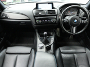 BMW Mシリーズ M2 ﾍﾞｰｽｸﾞﾚｰﾄﾞ 6速MT　ｺﾝﾌｫｰﾄA ｲﾝﾃﾘｼﾞｪﾝﾄS 黒革 ﾋｰﾀｰ 純正ﾅﾋﾞTV Bｶﾒﾗ Bluetoothｵｰﾃﾞｨｵ ｶｰﾎﾞﾝｲﾝﾃﾘｱﾄﾘﾑ ｴｷｿﾞｰｽﾄﾃｰﾙﾊﾟｲﾌﾟ Mﾌﾞﾙｰｷｬﾘﾊﾟｰ Mｴｱﾛ&19ｲﾝﾁAW　2年保証