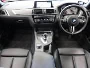 BMW Mシリーズ M2 ﾍﾞｰｽｸﾞﾚｰﾄﾞ　後期LCI ｺﾝﾌｫｰﾄA ｲﾝﾃﾘｼﾞｪﾝﾄS 黒革 純正idriveﾅﾋﾞ Bｶﾒﾗ LEDﾍｯﾄﾞﾗｲﾄ ｶｰﾎﾞﾝｲﾝﾃﾘｱ ﾃﾞｭｱﾙｴｷｿﾞｰｽﾄﾃｰﾙﾊﾟｲﾌﾟ Mｽﾎﾟｰﾂｽﾃｱﾘﾝｸﾞ Mﾌﾞﾚｰｷｷｬﾘﾊﾟｰ Mｴｱﾛ&19ｲﾝﾁAW　2年保証付
