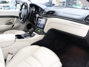 マセラティ グランツーリズモ ｽﾎﾟｰﾂ MCｵｰﾄｼﾌﾄ　後期 白革 ｼｰﾄﾋｰﾀｰ 純正SDﾅﾋﾞ harman/kardon Bluetooth Carplay Bｶﾒﾗ PTS ｽﾎﾟｰﾂPKG ﾚｯﾄﾞｷｬﾘﾊﾟｰ ﾄﾗｲﾃﾞﾝﾄｽﾃｯﾁ MCｽﾎﾟｰﾂﾗｲﾝｶｰﾎﾞﾝﾄﾘﾑ ﾌﾞﾗｯｸｳｨﾝﾄﾞｳﾄﾘﾑ TPMS ETC 純正20ｲﾝﾁAW　2年保証付