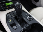 マセラティ グランツーリズモ ｽﾎﾟｰﾂ MCｵｰﾄｼﾌﾄ　後期 白革 ｼｰﾄﾋｰﾀｰ 純正SDﾅﾋﾞ harman/kardon Bluetooth Carplay Bｶﾒﾗ PTS ｽﾎﾟｰﾂPKG ﾚｯﾄﾞｷｬﾘﾊﾟｰ ﾄﾗｲﾃﾞﾝﾄｽﾃｯﾁ MCｽﾎﾟｰﾂﾗｲﾝｶｰﾎﾞﾝﾄﾘﾑ ﾌﾞﾗｯｸｳｨﾝﾄﾞｳﾄﾘﾑ TPMS ETC 純正20ｲﾝﾁAW　2年保証付