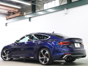 アウディ RS5 ｽﾎﾟｰﾂﾊﾞｯｸ ﾍﾞｰｽｸﾞﾚｰﾄﾞ RSﾃﾞｻﾞｲﾝ&ｱｼｽﾀﾝｽPKG　黒革 ﾋｰﾀｰ ﾊﾟﾉﾗﾏSR MMIﾅﾋﾞ TV Bang&Olufsen 360ｶﾒﾗ ｶｰﾎﾞﾝｲﾝﾃﾘｱ RSｽﾎﾟｰﾂEX ﾚｯﾄﾞｷｬﾘﾊﾟｰ RS20ｲﾝﾁAW　2年保証付