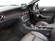 メルセデスベンツ Aクラス A45 4MATIC ﾚｰﾀﾞｰSP　後期 黒革 ﾊﾟﾉﾗﾏSR 純正ﾅﾋﾞ TV Bｶﾒﾗ Carplay LEDﾊﾟﾌｫｰﾏﾝｽﾍｯﾄﾞﾗｲﾄ AMGｻｽﾍﾟﾝｼｮﾝ AMGﾊﾟﾌｫｰﾏﾝｽｴｸﾞｿﾞｰｽﾄ AMG強化ﾌﾞﾚｰｷ AMGｴｱﾛ&18ｲﾝﾁAW　2年保証付