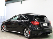 メルセデスベンツ Aクラス A45 4MATIC ﾚｰﾀﾞｰSP　後期 黒革 ﾊﾟﾉﾗﾏSR 純正ﾅﾋﾞ TV Bｶﾒﾗ Carplay LEDﾊﾟﾌｫｰﾏﾝｽﾍｯﾄﾞﾗｲﾄ AMGｻｽﾍﾟﾝｼｮﾝ AMGﾊﾟﾌｫｰﾏﾝｽｴｸﾞｿﾞｰｽﾄ AMG強化ﾌﾞﾚｰｷ AMGｴｱﾛ&18ｲﾝﾁAW　2年保証付
