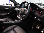 メルセデスベンツ Aクラス A45 4MATIC ﾚｰﾀﾞｰSP　後期 黒革 ﾊﾟﾉﾗﾏSR 純正ﾅﾋﾞ TV Bｶﾒﾗ Carplay LEDﾊﾟﾌｫｰﾏﾝｽﾍｯﾄﾞﾗｲﾄ AMGｻｽﾍﾟﾝｼｮﾝ AMGﾊﾟﾌｫｰﾏﾝｽｴｸﾞｿﾞｰｽﾄ AMG強化ﾌﾞﾚｰｷ AMGｴｱﾛ&18ｲﾝﾁAW　2年保証付