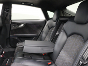 アウディ RS7 ﾊﾟﾌｫｰﾏﾝｽ ｱｼｽﾀﾝｽ&RSﾃﾞｻﾞｲﾝPKG　ACC LKA BSM 黒革RSｽﾎﾟｰﾂｼｰﾄ ｻﾝﾙｰﾌ 純正MMIﾅﾋﾞ ﾌﾙｾｸﾞ 360ｶﾒﾗ BOSEｻｳﾝﾄﾞ RSﾃﾞｻﾞｲﾝｴｱﾛ&21ｲﾝﾁAW LEDﾗｲﾄ　2年保証付
