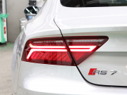 アウディ RS7 ﾊﾟﾌｫｰﾏﾝｽ ｱｼｽﾀﾝｽ&RSﾃﾞｻﾞｲﾝPKG　ACC LKA BSM 黒革RSｽﾎﾟｰﾂｼｰﾄ ｻﾝﾙｰﾌ 純正MMIﾅﾋﾞ ﾌﾙｾｸﾞ 360ｶﾒﾗ BOSEｻｳﾝﾄﾞ RSﾃﾞｻﾞｲﾝｴｱﾛ&21ｲﾝﾁAW LEDﾗｲﾄ　2年保証付