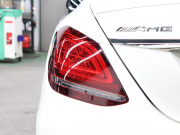 AMG Cクラス C43 4MATIC ｴｸｽｸﾙｰｼﾌﾞ&ﾚｰﾀﾞｰSP　黒革 ﾊﾟﾉﾗﾏSR MBUXﾅﾋﾞTV ﾌﾞﾙﾒｽﾀｰS Bｶﾒﾗ ﾍｯﾄﾞｱｯﾌﾟD ACC 自動Rｹﾞｰﾄ AMGｴｸﾞｿﾞｰｽﾄｼｽﾃﾑ AMGｷｬﾘﾊﾟｰ AMGｴｱﾛ&19ｲﾝﾁAW　2年保証