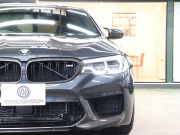 BMW Mシリーズ M5 Edition MISSION IMPOSSIBLE　限定車 ACC ｺﾝﾌｫｰﾄA ｲﾝﾃﾘｼﾞｪﾝﾄS 黒革 ﾍﾞﾝﾁﾚｰﾀｰ ｱﾙｶﾝﾀﾗﾙｰﾌ 純正ﾅﾋﾞTV harman/kardon 360ｶﾒﾗ HUD MｽﾎﾟｰﾂEX Mﾊﾟﾌｫｰﾏﾝｽｶｰﾎﾞﾝｽﾀｲﾘﾝｸﾞ ACShnitzer21ｲﾝﾁAW　2年保証