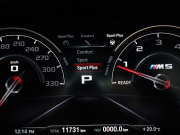 BMW Mシリーズ M5 ﾍﾞｰｽｸﾞﾚｰﾄﾞ ｺﾝﾌｫｰﾄPKG ﾌﾙﾚｻﾞｰﾒﾘﾉｲﾝﾃﾘｱ　ACC ｺﾝﾌｫｰﾄA ｲﾝﾃﾘｼﾞｪﾝﾄS 白/黒革 ﾍﾞﾝﾁﾚｰﾀｰ ｱﾙｶﾝﾀﾗﾙｰﾌ 純正ﾅﾋﾞTV harman/kardon 360ｶﾒﾗ HUD Mｴｷｿﾞｰｽﾄ Mﾏﾙﾁﾌｧﾝｸｼｮﾝｼｰﾄ 純正ｴｱﾛ&20ｲﾝﾁAW　2年保証