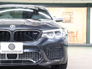 BMW Mシリーズ M5 ﾍﾞｰｽｸﾞﾚｰﾄﾞ ｺﾝﾌｫｰﾄPKG ﾌﾙﾚｻﾞｰﾒﾘﾉｲﾝﾃﾘｱ　ACC ｺﾝﾌｫｰﾄA ｲﾝﾃﾘｼﾞｪﾝﾄS 白/黒革 ﾍﾞﾝﾁﾚｰﾀｰ ｱﾙｶﾝﾀﾗﾙｰﾌ 純正ﾅﾋﾞTV harman/kardon 360ｶﾒﾗ HUD Mｴｷｿﾞｰｽﾄ Mﾏﾙﾁﾌｧﾝｸｼｮﾝｼｰﾄ 純正ｴｱﾛ&20ｲﾝﾁAW　2年保証