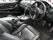 BMW Mシリーズ M4 ｸｰﾍﾟ MDCT　後期LCI ｺﾝﾌｫｰﾄA ｲﾝﾃﾘｼﾞｪﾝﾄS 黒革 ﾅﾋﾞTV hrman/kardon Bｶﾒﾗ HUD  ｶｰﾎﾞﾝｲﾝﾃﾘｱ&ﾙｰﾌ H&Rｽﾌﾟﾘﾝｸﾞ Mﾌﾞﾙｰｷｬﾘﾊﾟｰ Mｽﾎﾟｰﾂﾚｻﾞｰｽﾃｱﾘﾝｸﾞ Mｴｱﾛ&19AW(ｽﾀｲﾘﾝｸﾞ437M)　2年保証