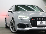 アウディ RS3 ｽﾎﾟｰﾂﾊﾞｯｸ RSﾃﾞｻﾞｲﾝﾊﾟｯｹｰｼﾞ　後期最終ﾓﾃﾞﾙ ﾏｸﾞﾈﾃｨｯｸﾗｲﾄﾞｻｽﾍﾟﾝｼｮﾝ 黒革 MMIﾅﾋﾞ TV Bang&Olufsenｻｳﾝﾄﾞ Carplay ﾏﾄﾘｸｽLEDﾍｯﾄﾞﾗｲﾄ RSｽﾃｱﾘﾝｸﾞ RSｴｱﾛ&19ｲﾝﾁAW　2年保証