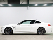 BMW Mシリーズ M4 ｸｰﾍﾟ MDCT　ｺﾝﾌｫｰﾄA ｲﾝﾃﾘｼﾞｪﾝﾄS 赤革 ﾅﾋﾞTV Bluetoothｵｰﾃﾞｨｵ ﾊﾞｯｸｶﾒﾗ ﾍｯﾄﾞｱｯﾌﾟﾃﾞｨｽﾌﾟﾚｲ LEDﾍｯﾄﾞﾗｲﾄ ｶｰﾎﾞﾝﾙｰﾌ ｶｰﾎﾞﾝｲﾝﾃﾘｱ Mｽﾎﾟｰﾂｽﾃｱﾘﾝｸﾞ Mﾌﾞﾙｰｷｬﾘﾊﾟｰ Mｴｱﾛ&19AW(ｽﾀｲﾘﾝｸﾞ437M)　2年保証付