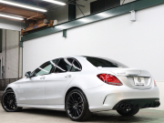 AMG Cクラス C43 4MATIC ｴｸｽｸﾙｰｼﾌﾞ&ﾚｰﾀﾞｰSP　後期 黒革 ﾊﾟﾉﾗﾏSR MBUXﾅﾋﾞTV ﾌﾞﾙﾒｽﾀｰS Bｶﾒﾗ ﾍｯﾄﾞｱｯﾌﾟD ACC 自動Rｹﾞｰﾄ AMGｴｸﾞｿﾞｰｽﾄｼｽﾃﾑ AMGｷｬﾘﾊﾟｰ AMGｴｱﾛ&19ｲﾝﾁAW　2年保証