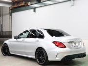 AMG Cクラス C43 4MATIC ｴｸｽｸﾙｰｼﾌﾞ&ﾚｰﾀﾞｰSP　後期 黒革 ﾊﾟﾉﾗﾏSR MBUXﾅﾋﾞTV ﾌﾞﾙﾒｽﾀｰS Bｶﾒﾗ ﾍｯﾄﾞｱｯﾌﾟD ACC 自動Rｹﾞｰﾄ AMGｴｸﾞｿﾞｰｽﾄｼｽﾃﾑ AMGｷｬﾘﾊﾟｰ AMGｴｱﾛ&19ｲﾝﾁAW　2年保証