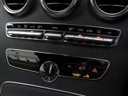 AMG Cクラス C43 4MATIC ｶﾌﾞﾘｵﾚ ﾚｰﾀﾞｰｾｰﾌﾃｲPKG　後期ﾓﾃﾞﾙ ｸﾗﾝﾍﾞﾘｰﾚｻﾞｰ ｴｱｽｶｰﾌ 紺幌 MBUXﾅﾋﾞTV ﾌﾞﾙﾒｽﾀｰｻｳﾝﾄﾞ ﾍｯﾄﾞｱｯﾌﾟﾃﾞｨｽﾌﾟﾚｲ ﾏﾙﾁﾋﾞｰﾑLED AMGｴｷｿﾞｰｽﾄｼｽﾃﾑ AMGｴｱﾛ&19ｲﾝﾁAW　2年保証