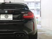 BMW Mシリーズ M2 ﾍﾞｰｽｸﾞﾚｰﾄﾞ　ｺﾝﾌｫｰﾄA ｲﾝﾃﾘｼﾞｪﾝﾄS 黒革 純正idriveﾅﾋﾞ ﾊﾞｯｸｶﾒﾗ ｶｰﾎﾞﾝｲﾝﾃﾘｱ ﾃﾞｭｱﾙｴｷｿﾞｰｽﾄﾃｰﾙﾊﾟｲﾌﾟ Mｽﾎﾟｰﾂｽﾃｱﾘﾝｸﾞ Mﾌﾞﾚｰｷｷｬﾘﾊﾟｰ Mｴｱﾛ&19ｲﾝﾁAW(ｽﾀｲﾘﾝｸﾞ437M)　2年保証付