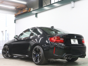 BMW Mシリーズ M2 ﾍﾞｰｽｸﾞﾚｰﾄﾞ　ｺﾝﾌｫｰﾄA ｲﾝﾃﾘｼﾞｪﾝﾄS 黒革 純正idriveﾅﾋﾞ ﾊﾞｯｸｶﾒﾗ ｶｰﾎﾞﾝｲﾝﾃﾘｱ ﾃﾞｭｱﾙｴｷｿﾞｰｽﾄﾃｰﾙﾊﾟｲﾌﾟ Mｽﾎﾟｰﾂｽﾃｱﾘﾝｸﾞ Mﾌﾞﾚｰｷｷｬﾘﾊﾟｰ Mｴｱﾛ&19ｲﾝﾁAW(ｽﾀｲﾘﾝｸﾞ437M)　2年保証付