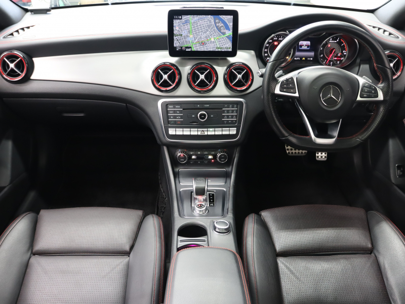 AMG CLA45 4MATIC入庫!スポーツ性能と快適装備を兼ね備えた1台