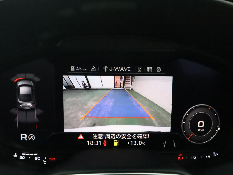 アウディ TT RS クーペ｜RS専用装備とマグネティックライドを備えた1台