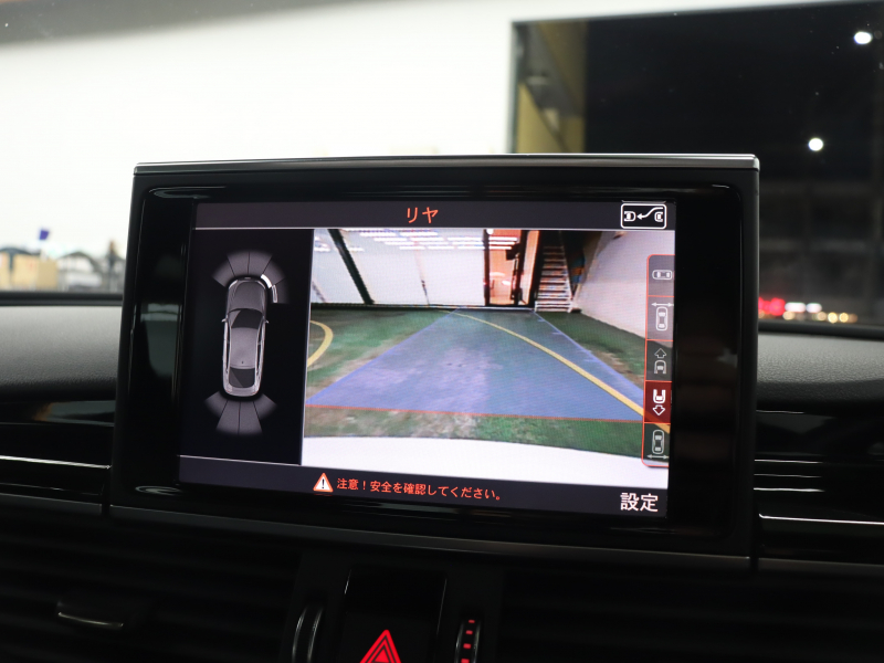 アウディ RS7｜ラグジュアリーとパフォーマンスを兼ね備えた一台