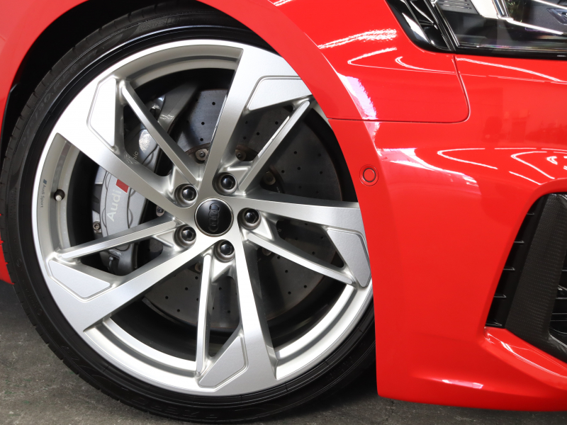 アウディ RS5 クーペ｜450ps V6ターボ＋クワトロで圧倒的走行性能