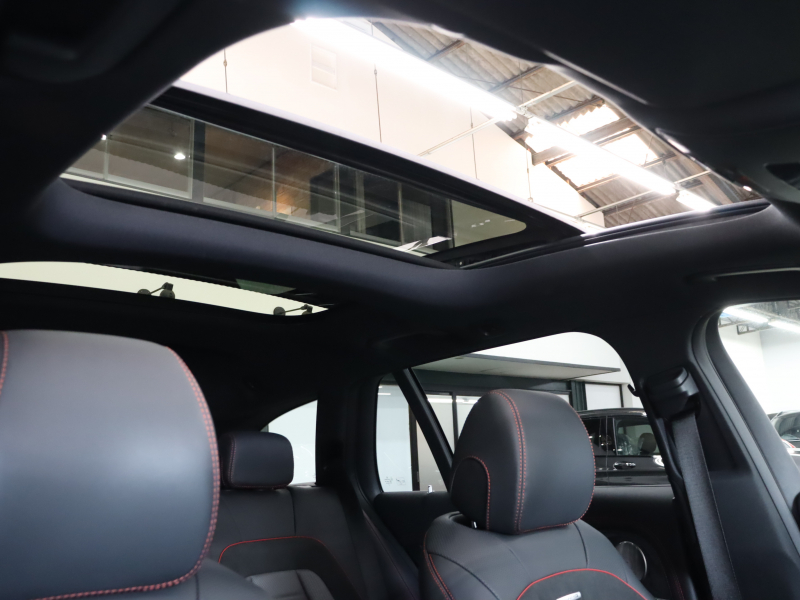 AMG E53 4MATIC+が入庫しました!後期モデルの上質スポーツセダン